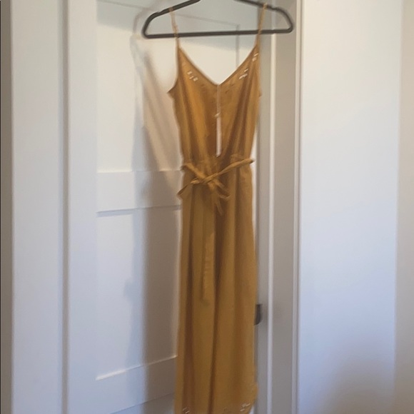 Macie eyelet lovestitch dress. - Picture 6 of 7